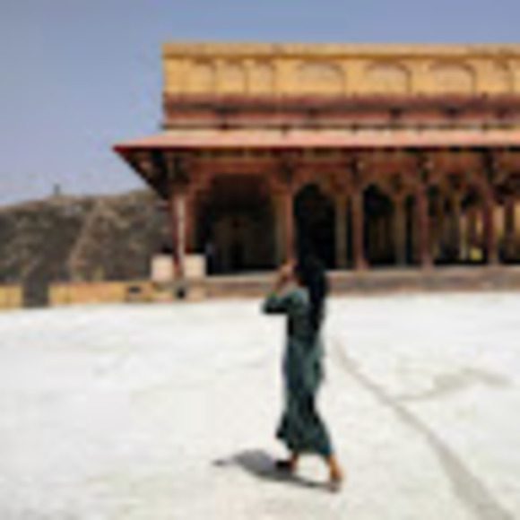 Profile Picture of Seerat Byala (@seerat05) on Poshmark