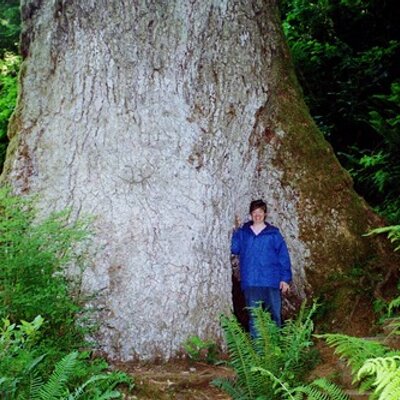 Profile Picture of Heidi Grange (@GeoLibrarian) on Twitter