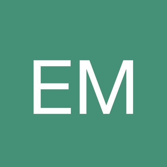 Profile Picture of Elke Mermis (@elkejon) on Poshmark