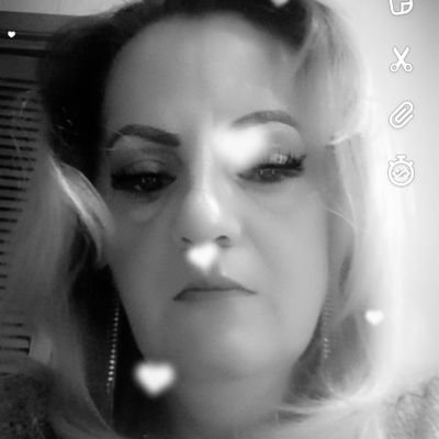 Profile Picture of Algacs Aniko (@AnikoAlgacs) on Twitter