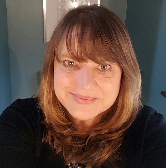 Profile Picture of Jeanette Mazzotta (@jetmazz) on Poshmark