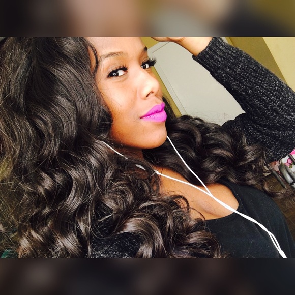 Profile Picture of Kazia Windrow (@kaziaw) on Poshmark