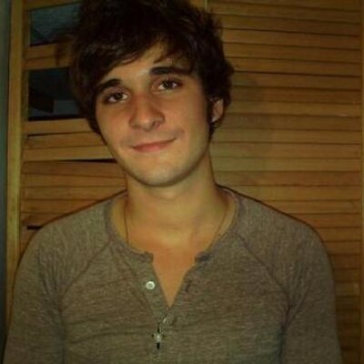 Michelle M - Twitter Profile Picture of Michelle M (@@BrianCagsEyes) on Twitter