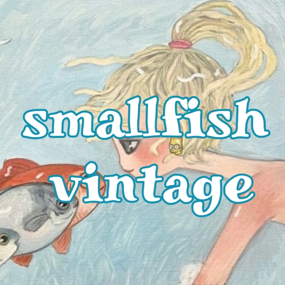 Profile Picture of Chloe Zheng (@smallfishh) on Poshmark