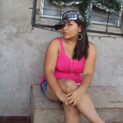 Profile Picture of Julissa  Velasquez (@aome1990) on Twitter