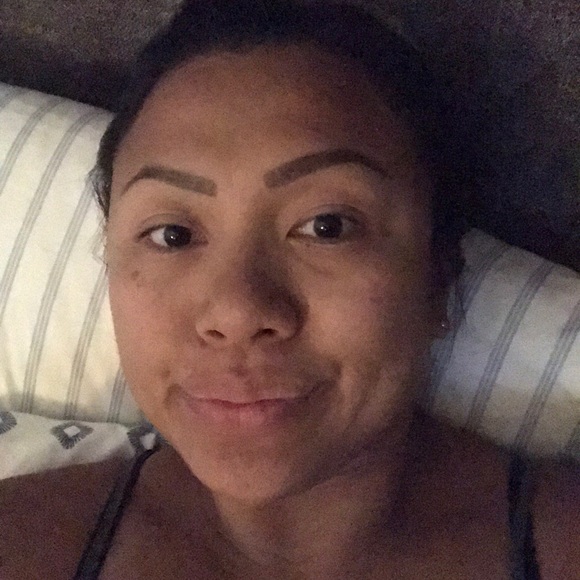 Profile Picture of Kimberly Oramas (@koramas) on Poshmark