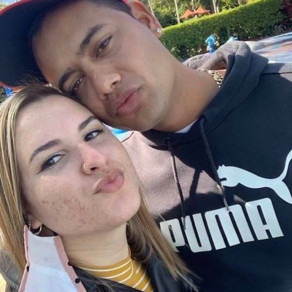 Profile Picture of Melenyn Mojena (@melenynmojena) on Poshmark