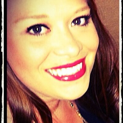 Profile Picture of Lori Pierce (@loripierce87) on Twitter