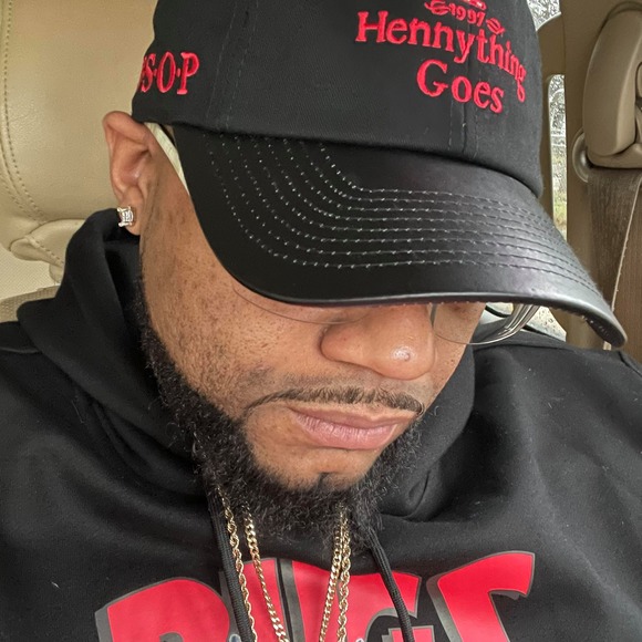 Andre Dabney - Poshmark Profile Picture of Andre Dabney (@dred711) on Poshmark