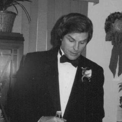 Profile Picture of Mike Milburn (@milburnband) on Twitter