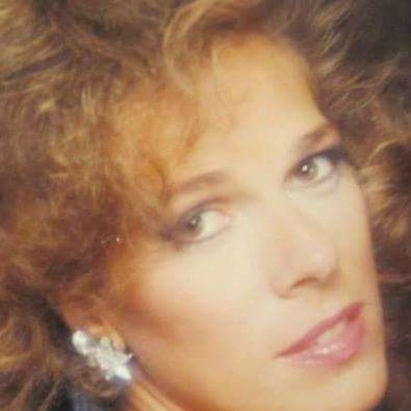 Profile Picture of Janell Euler (@grandmaeuler) on Poshmark