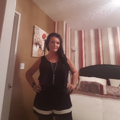 Profile Picture of Lynn Bernard (@LynnBer61225496) on Twitter