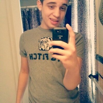 Profile Picture of Jeremy Bernal (@JermsDope) on Twitter