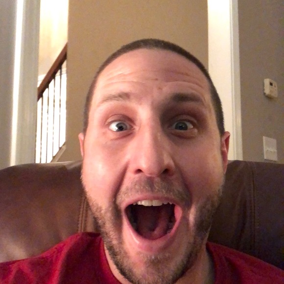 Profile Picture of Joe Rawls (@joeman1087) on Poshmark
