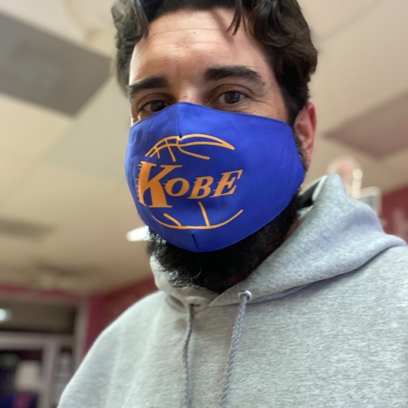 Profile Picture of Paul Collier (@paul_collier) on Poshmark