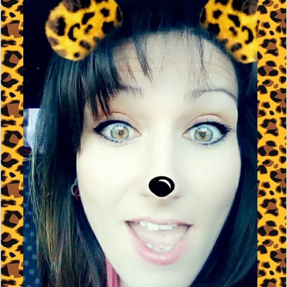 Serena-cody Welsh - Poshmark Profile Picture of Serena-cody Welsh (@boots11) on Poshmark