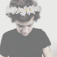 Profile Picture of Harold♡ (@hugme_irwin) on Twitter