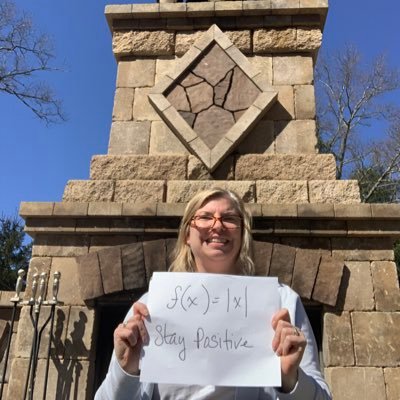 Profile Picture of Lynne Walsh (@mrswalshFBMS) on Twitter