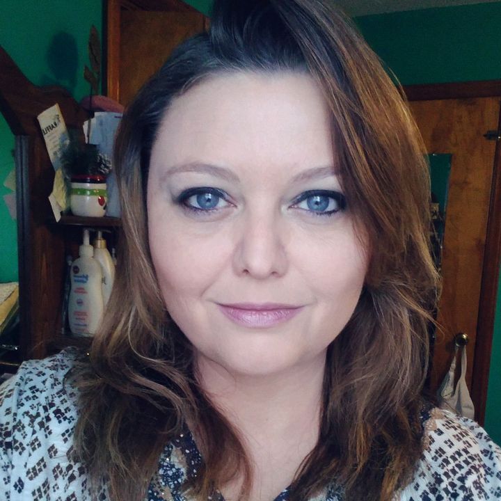 Profile Picture of loriebowen816 (@loriebowen816) on Tiktok