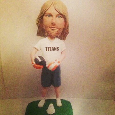 Profile Picture of Mike McLellan (@TheMaestro_19) on Twitter