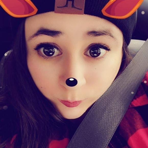 Profile Picture of Brandy Totaro (@blynn14a) on Poshmark