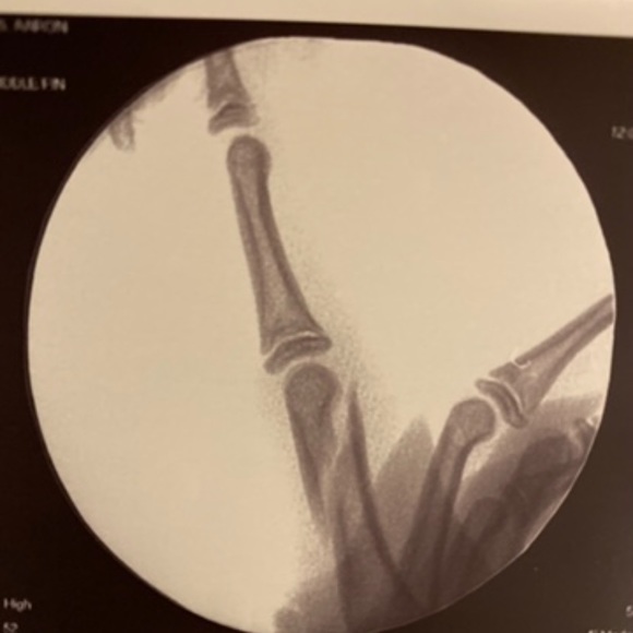 Profile Picture of Aaron Roberts (@aaronroberts855) on Poshmark