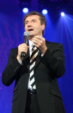Profile Picture of Daniel O'Donnellon Wikipedia