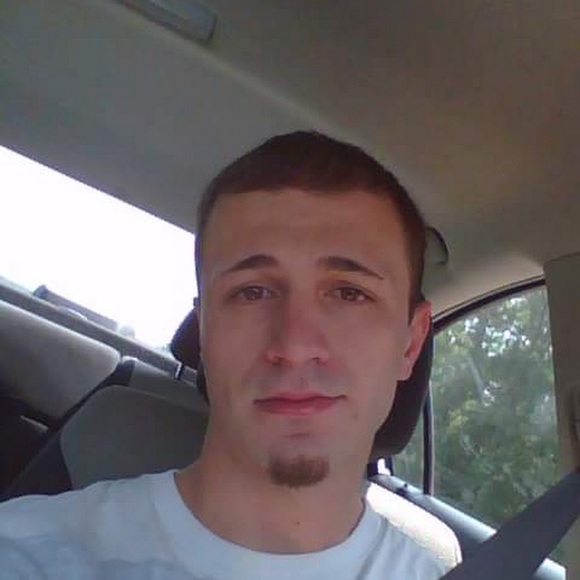 Profile Picture of Stephen Grant (@stevonmyranda) on Poshmark