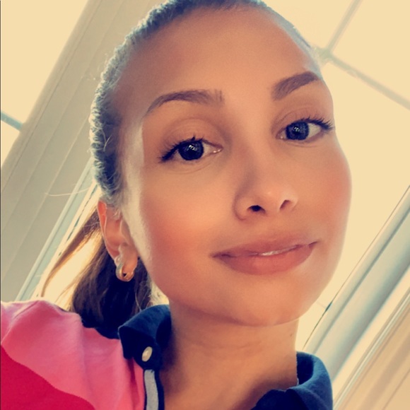 Profile Picture of Gisela Ramos (@gise1916) on Poshmark