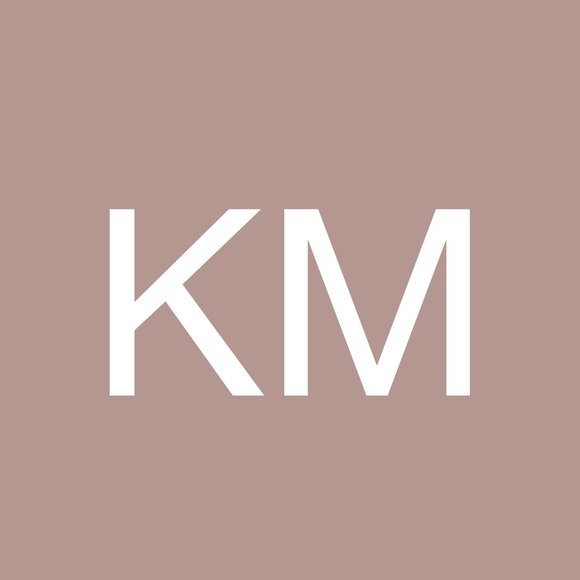 Profile Picture of Kyle Mark guest (@kasianwick) on Poshmark