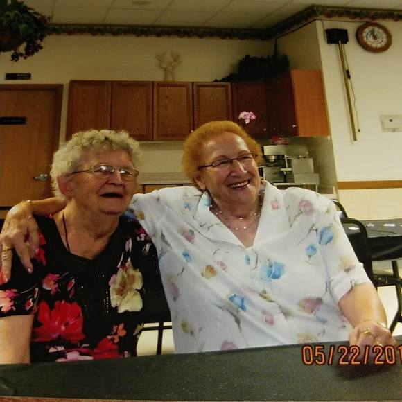 Donna Edeburn - Poshmark Profile Picture of Donna Edeburn (@donnaedeburn) on Poshmark