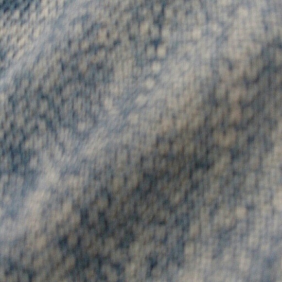 Profile Picture of Yao Tsai (@aabc29) on Poshmark