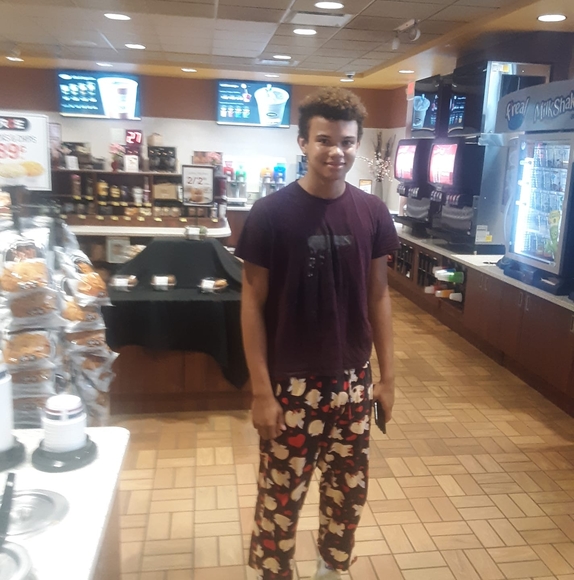 Profile Picture of Dwight Mcgraw (@dwightmcgraw) on Poshmark