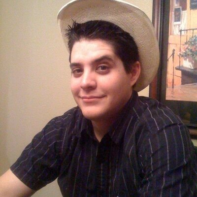 Profile Picture of Michael Moberly (@mikemobes) on Twitter