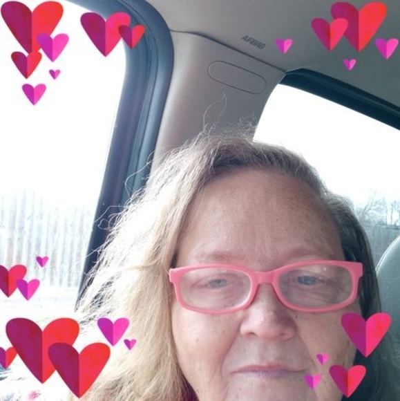 Profile Picture of Donna Alford (@landmaster7) on Poshmark