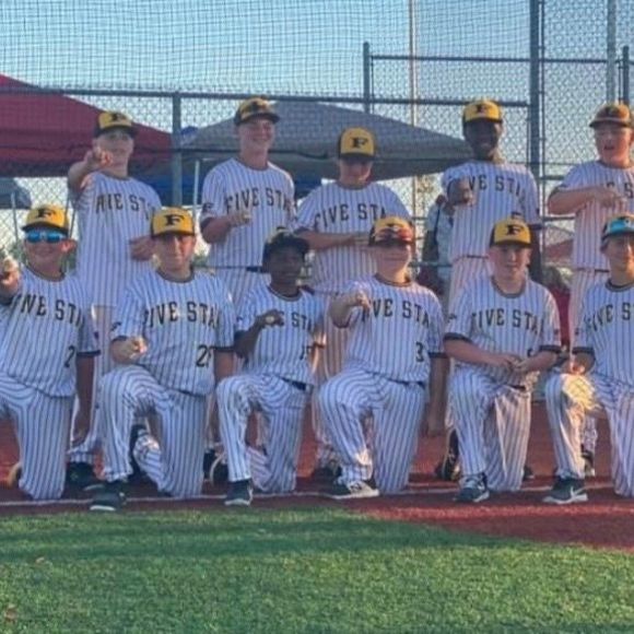 Profile Picture of Ben Kuemmel (@benkuemmel) on Poshmark