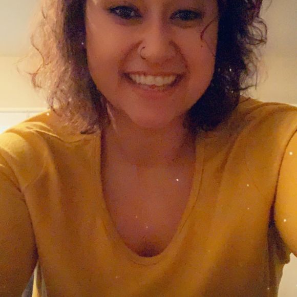 Profile Picture of Erikka Redman (@erikkaiden) on Poshmark