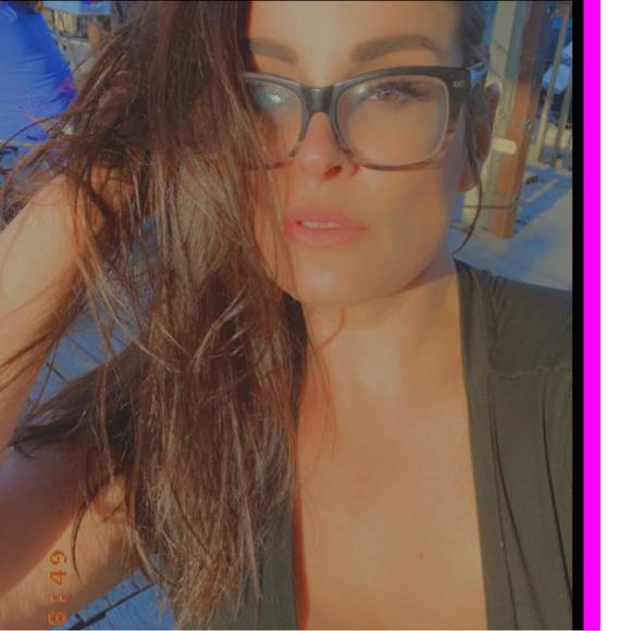 Profile Picture of Jessica Lapointe (@jessicalapoi475) on Poshmark