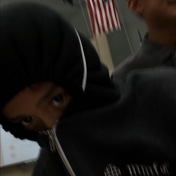 Profile Picture of Alex Vela (@directfanatic) on Poshmark