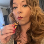 Profile Picture of Alisha Norry (@sunshyne2109) on Youtube