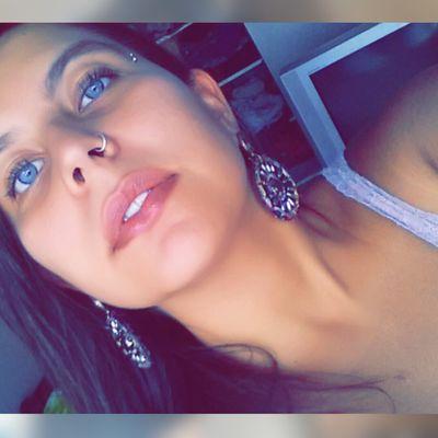 Profile Picture of Esperanza Garay Sims (@esperanza_gs) on Twitter