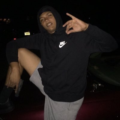 Profile Picture of ⚡️zay⚡️ (@fredrick_turner) on Twitter