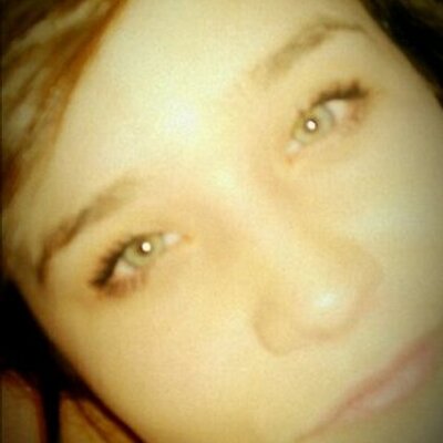 Profile Picture of Lauren Edmonson (@lalalove37) on Twitter