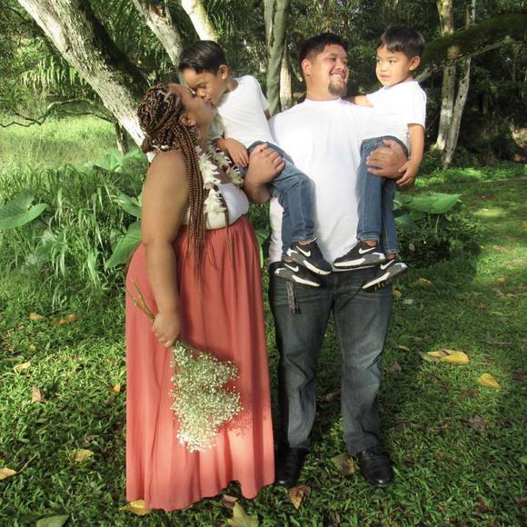 Profile Picture of Amelia Moefu (@ameliamoefu) on Poshmark