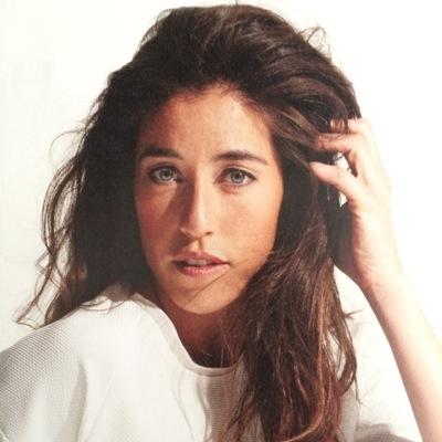 Profile Picture of Naomi Van As (@naomivanas) on Twitter