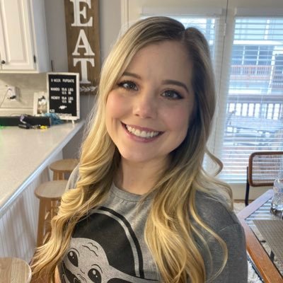 Profile Picture of Hayley Perrin (@HayleyP624) on Twitter