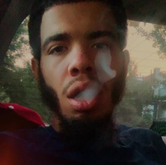 Profile Picture of Anthony Mokshefsky (@ant2150) on Poshmark