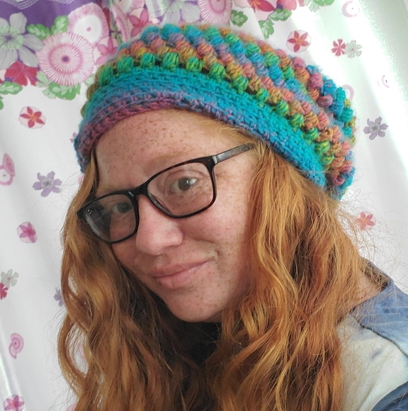 Profile Picture of Alicia Pfirman (@aliciapfirman) on Poshmark