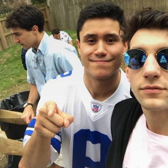 Profile Picture of Brian Ocampo (@shwayzeee122) on Poshmark