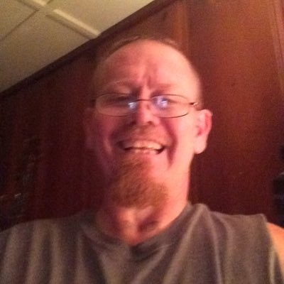 Profile Picture of Douglas Kincaid (@DPiss115690) on Twitter